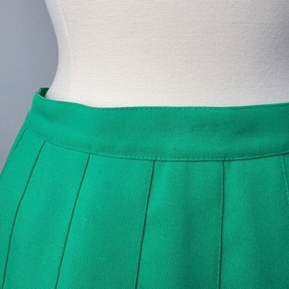 Vintage 80s/90s Green High Waist Pleated Mini Tennis Skirt Size 14 - Picture 8 of 10